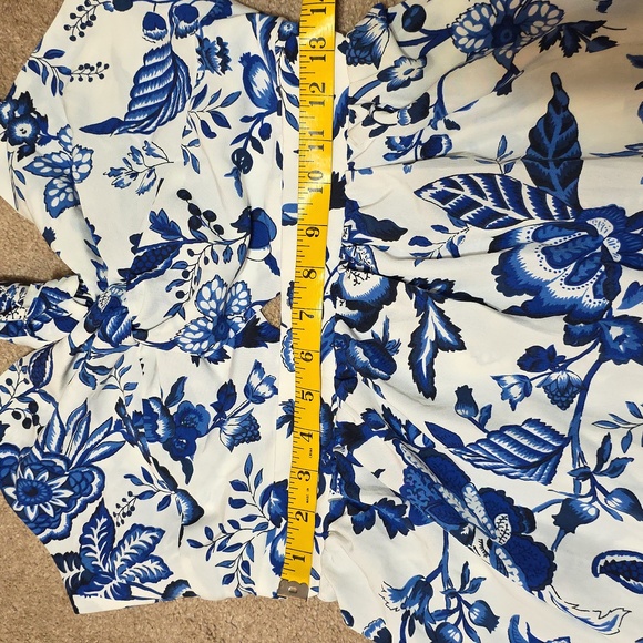 Floral Blue and White Maxi Dress - Picture 3 of 6